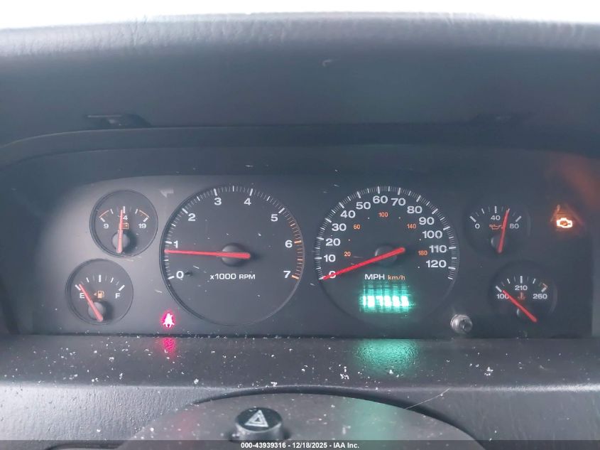 2000 Jeep Grand Cherokee Limited VIN: 1J4GW58N4YC373069 Lot: 43939316