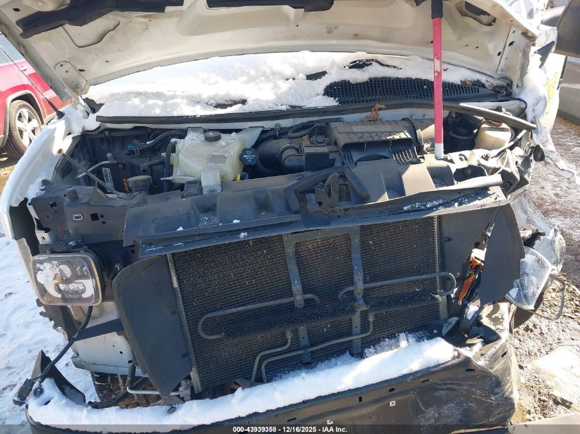 2017 Chevrolet Express 2500 Work Van VIN: 1GCWGAFG3H1117254 Lot: 43939358