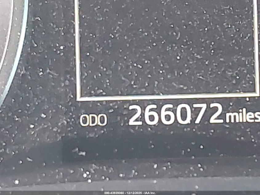 2018 Toyota Highlander Le VIN: 5TDZARFH7JS036272 Lot: 43939360