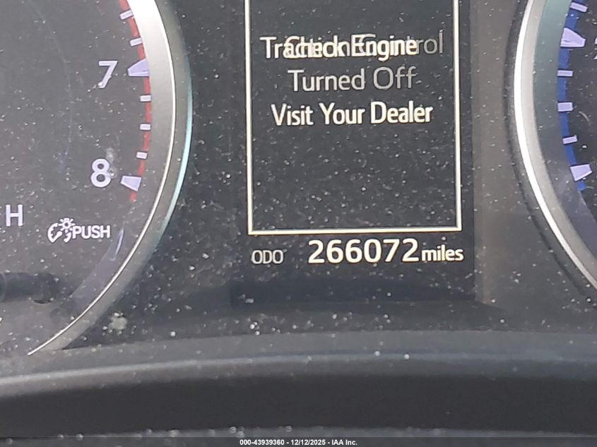 2018 Toyota Highlander Le VIN: 5TDZARFH7JS036272 Lot: 43939360