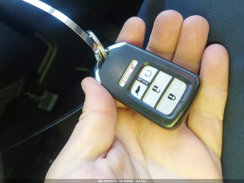 2017 Honda Cr-V Touring VIN: 2HKRW2H9XHH634208 Lot: 43939373