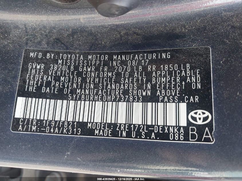 2017 Toyota Corolla Le VIN: 5YFBURHE0HP737833 Lot: 43939425