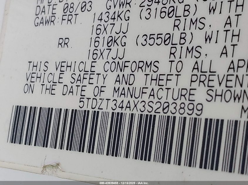 2003 Toyota Sequoia Sr5 V8 VIN: 5TDZT34AX3S203899 Lot: 43939455