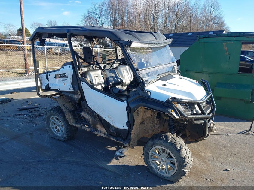 1HFVE0421G4003162 2016 Honda Sxs1000 M5 auction photo 1