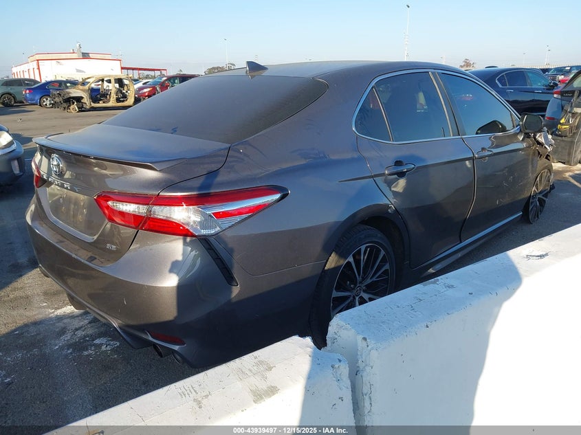 2020 Toyota Camry Se