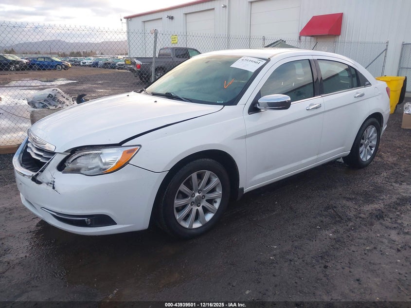2014 Chrysler 200 Limited