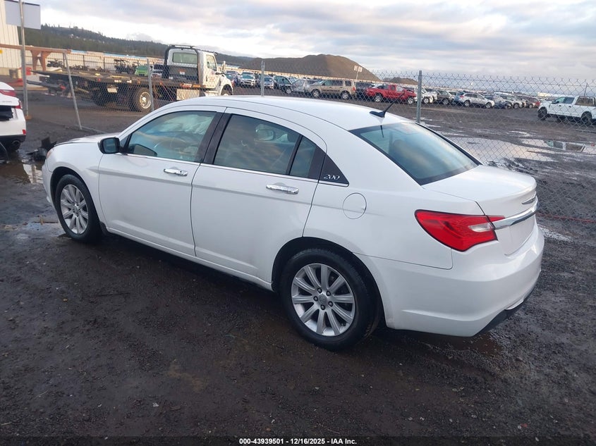 2014 Chrysler 200 Limited