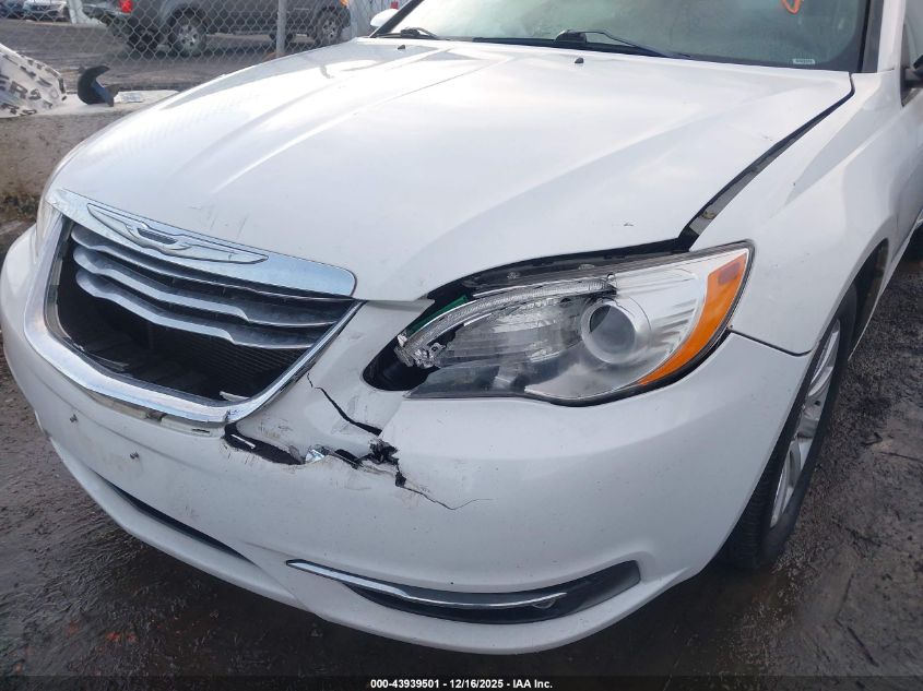 2014 Chrysler 200 Limited VIN: 1C3CCBCB8EN134105 Lot: 43939501