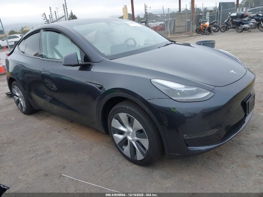 TESLA MODEL Y LONG RANGE DUAL MOTOR ALL-WHEEL DRIVE