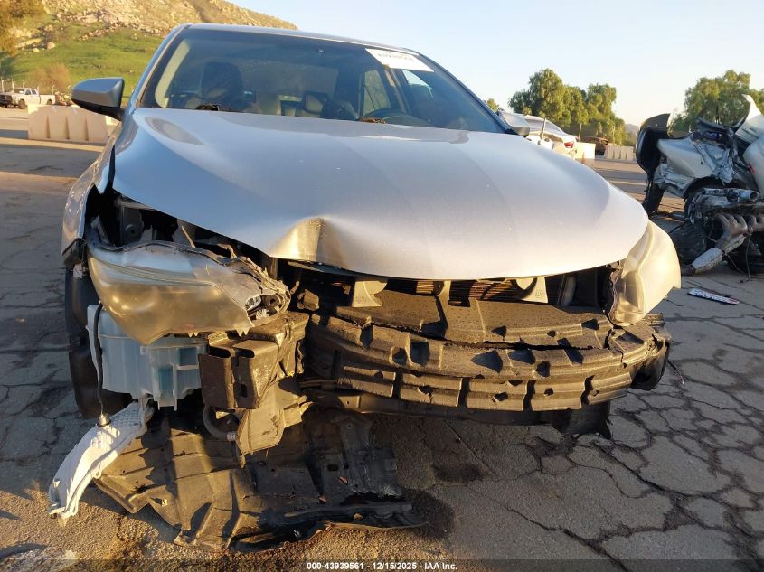 2015 Toyota Camry Se VIN: 4T1BF1FKXFU097100 Lot: 43939561