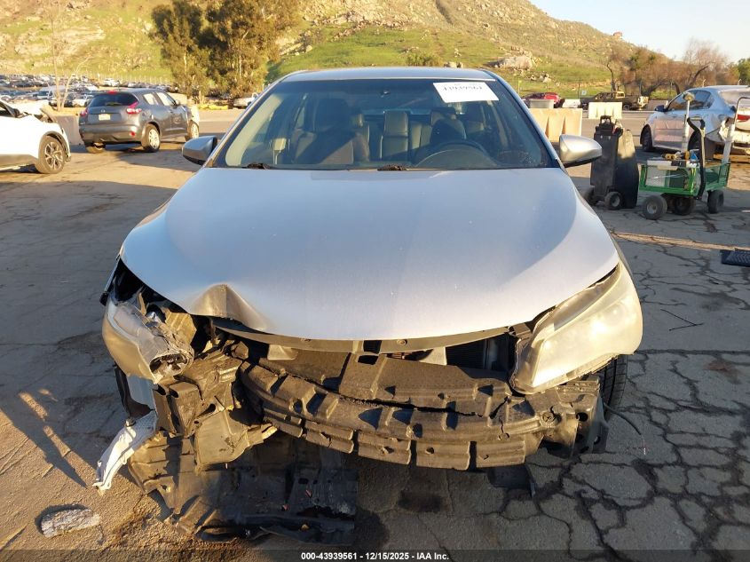 2015 Toyota Camry Se VIN: 4T1BF1FKXFU097100 Lot: 43939561