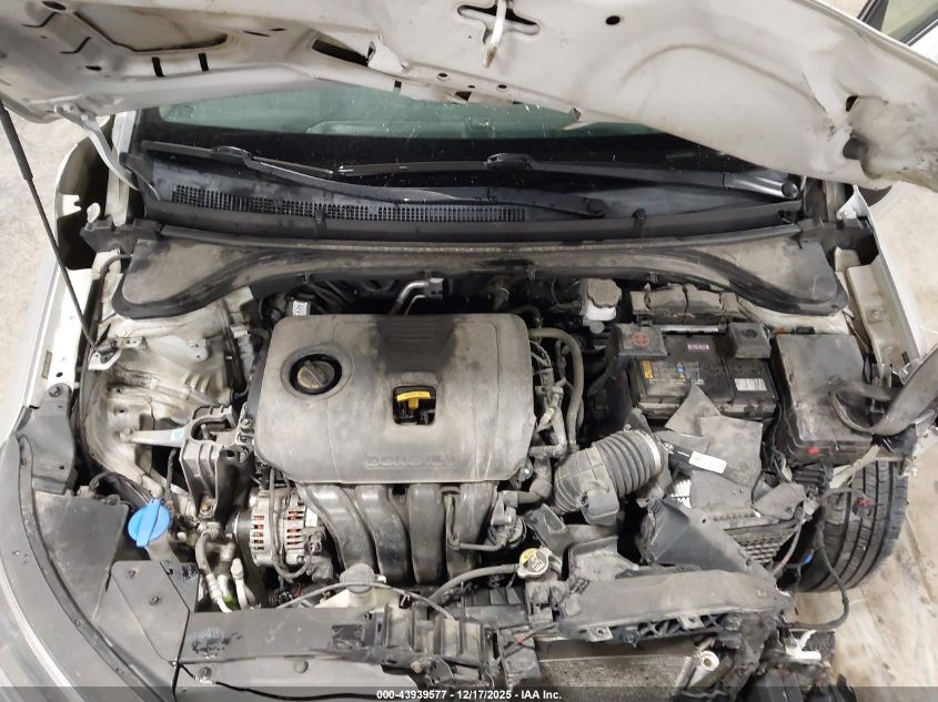 2019 Hyundai Elantra Se VIN: 5NPD74LF8KH449890 Lot: 43939577