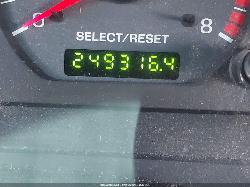 2004 Ford Mustang Gt VIN: 1FAFP42X54F177207 Lot: 43939581