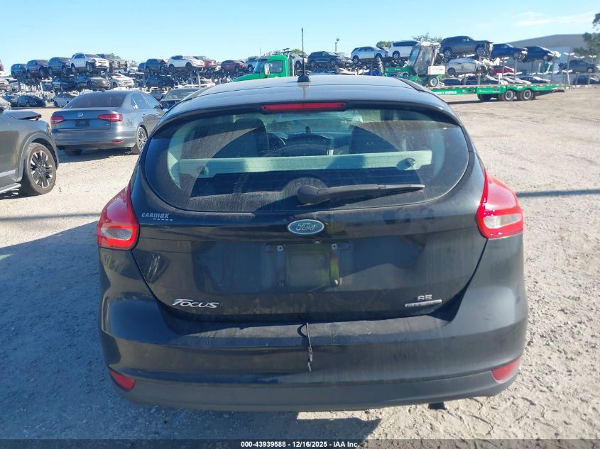 2015 Ford Focus Se VIN: 1FADP3K29FL267776 Lot: 43939588