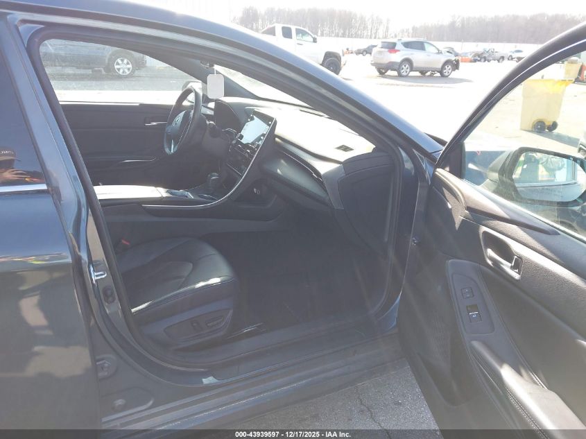 2022 Toyota Avalon Xle