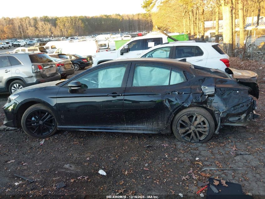 2026 Toyota Camry Se VIN: 4T1DAACK8TU230749 Lot: 43939610