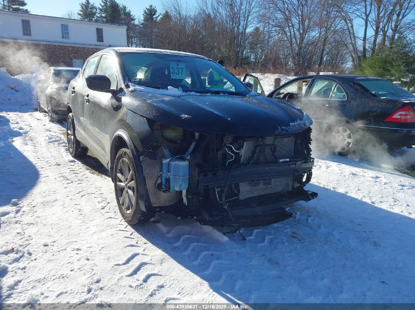 NISSAN ROGUE SPORT S