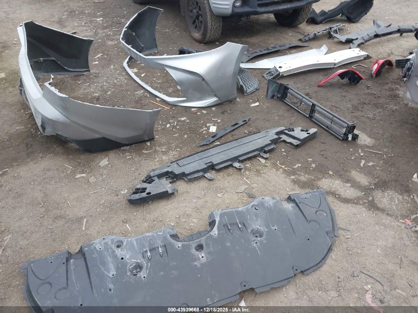 2025 Toyota Camry Le VIN: 4T1DAACK2SU521116 Lot: 43939668