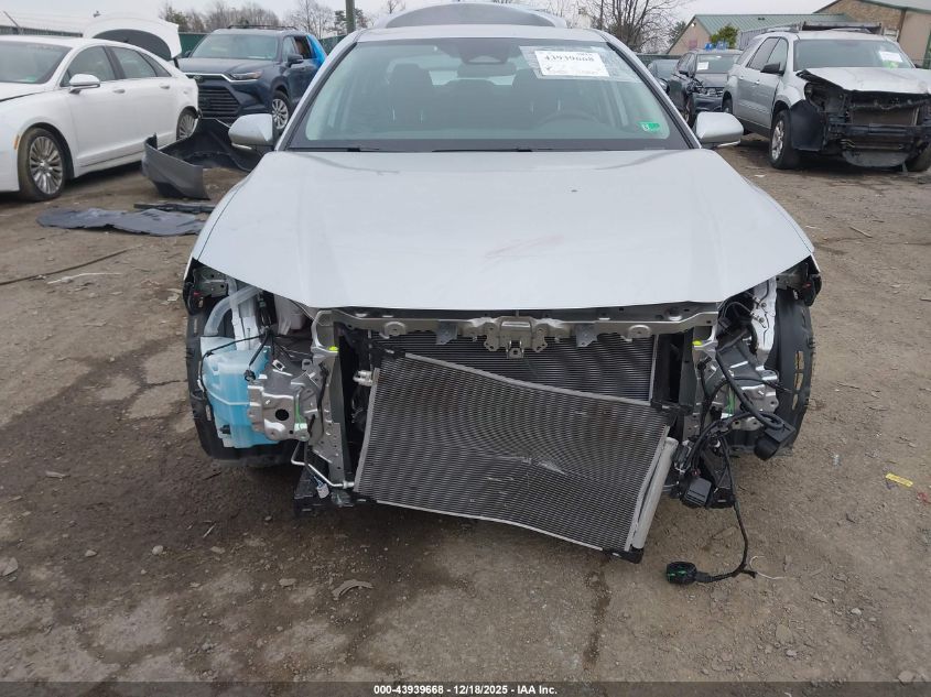 2025 Toyota Camry Le VIN: 4T1DAACK2SU521116 Lot: 43939668