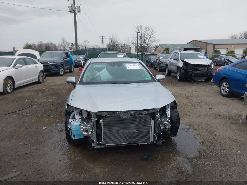 2025 Toyota Camry Le VIN: 4T1DAACK2SU521116 Lot: 43939668