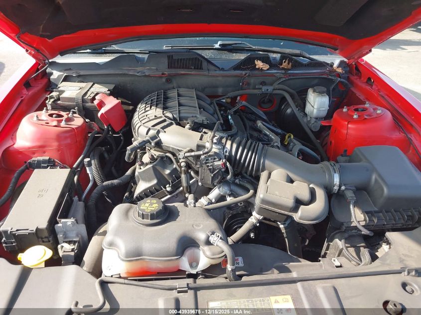 2013 Ford Mustang V6 Premium VIN: 1ZVBP8AM2D5280000 Lot: 43939675