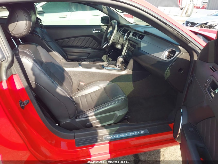 2013 Ford Mustang V6 Premium