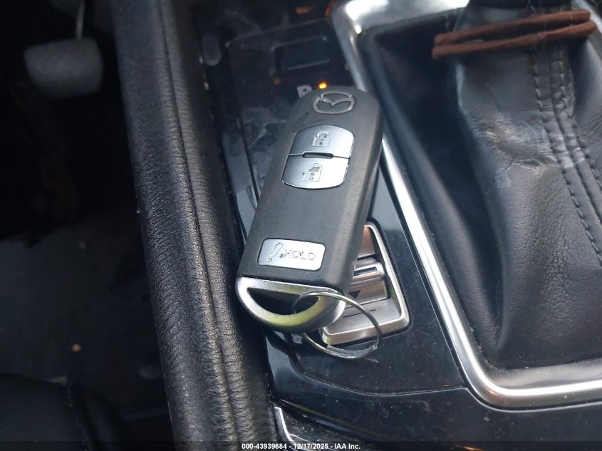 2018 Mazda Cx-5 Touring VIN: JM3KFACMXJ1458112 Lot: 43939684