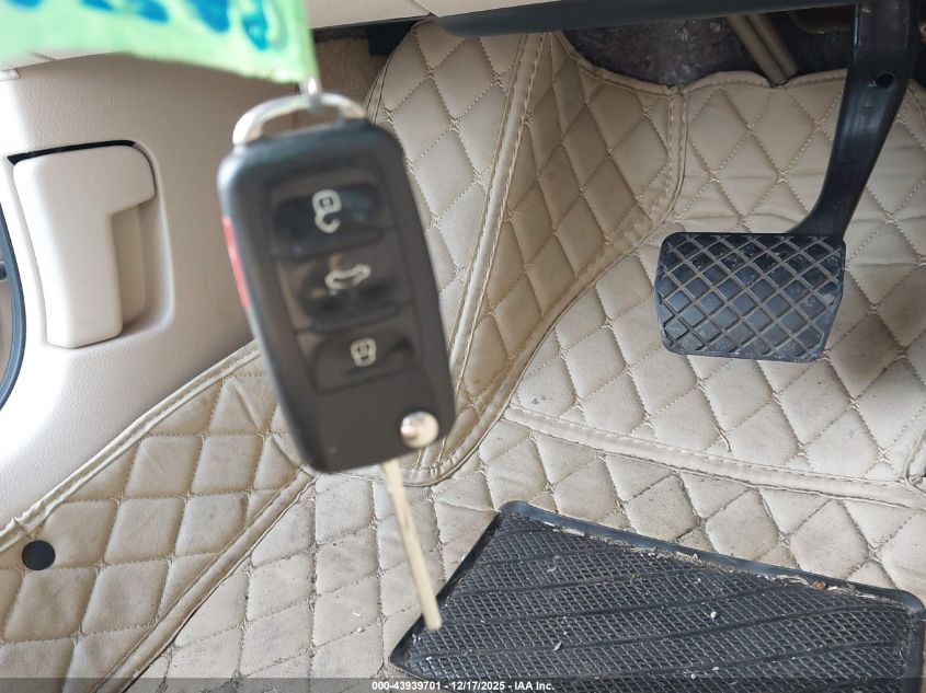 2015 Volkswagen Passat 2.0L Tdi Se VIN: 1VWBV7A33FC091720 Lot: 43939701