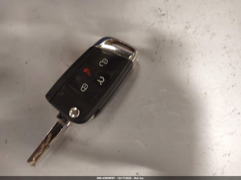 2021 Volkswagen Golf Gti 2.0T Autobahn/2.0T S/2.0T Se VIN: 3VW5T7AU7MM000701 Lot: 43939707