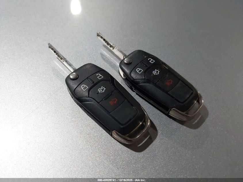 2013 Ford Fusion Se VIN: 3FA6P0HR2DR111475 Lot: 43939741