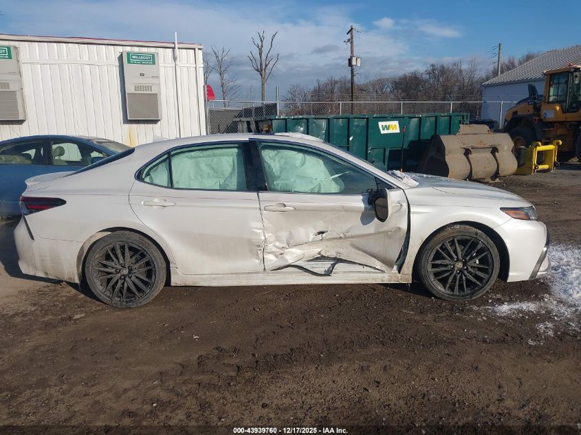 2022 Toyota Camry Xse Hybrid VIN: 4T1K31AK9NU597537 Lot: 43939760