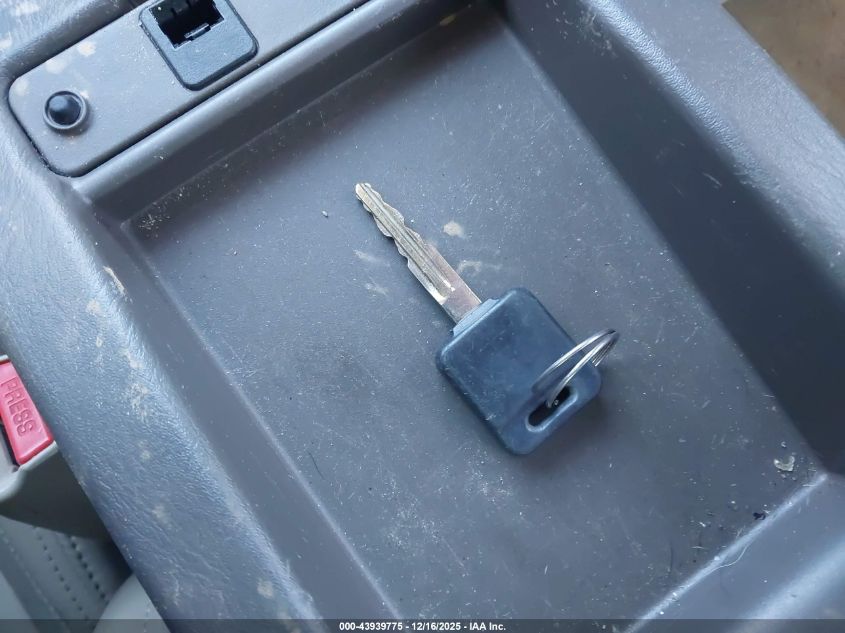 2001 Nissan Maxima Gle VIN: JN1CA31A21T305456 Lot: 43939775