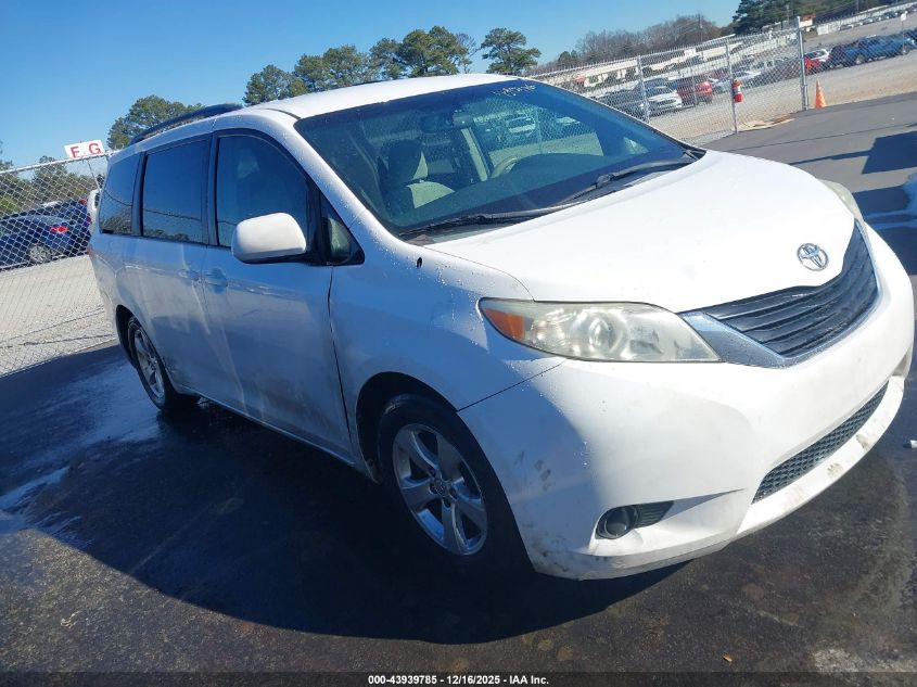 TOYOTA SIENNA LE V6 8 PASSENGER