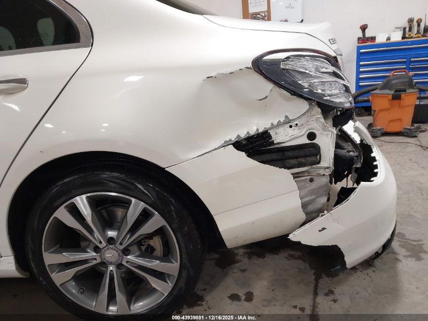 2015 Mercedes-Benz C 300 4Matic VIN: 55SWF4KB8FU086388 Lot: 43939801