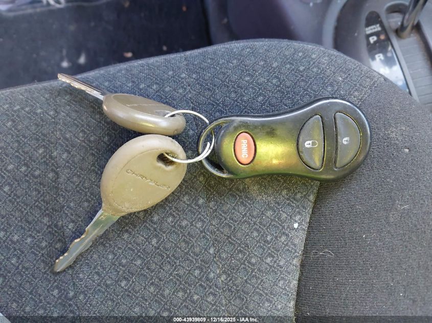 2005 Chrysler Pt Cruiser Touring VIN: 3C4FY58B75T561540 Lot: 43939809