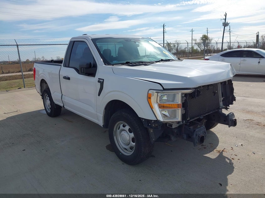 VIN 1FTMF1CB4NKE23730 2022 FORD F-150 XL