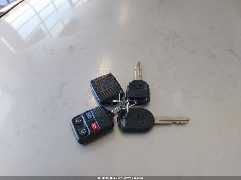 2010 Ford Focus Se VIN: 1FAHP3FN4AW166061 Lot: 43939864