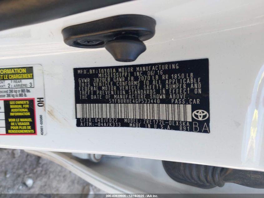 2016 Toyota Corolla S Plus VIN: 5YFBURHE4GP533440 Lot: 43939906