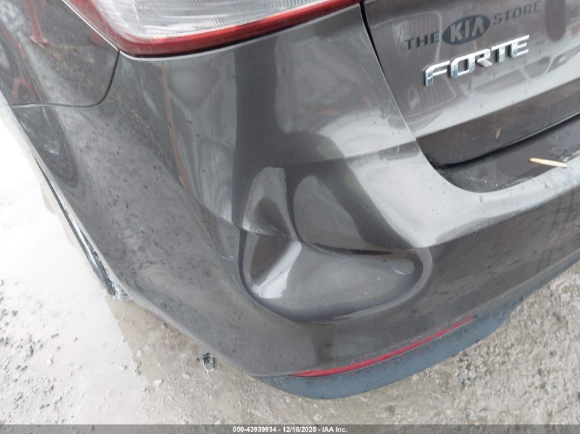 2017 Kia Forte Lx VIN: 3KPFL4A70HE017937 Lot: 43939934