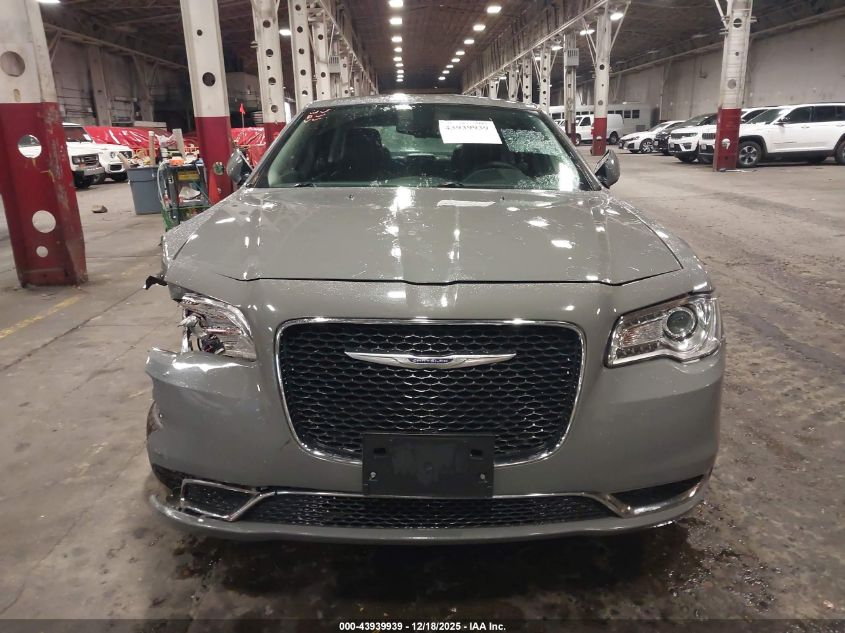 2019 Chrysler 300 Touring L Awd VIN: 2C3CCARG8KH524137 Lot: 43939939