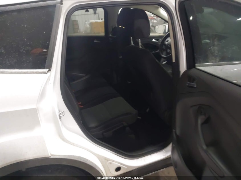 2016 FORD ESCAPE auction photo 8