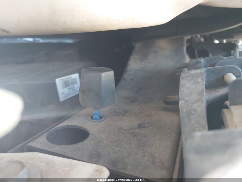 2004 Chevrolet Silverado 1500 Ls VIN: 2GCEC13T641378116 Lot: 43940008