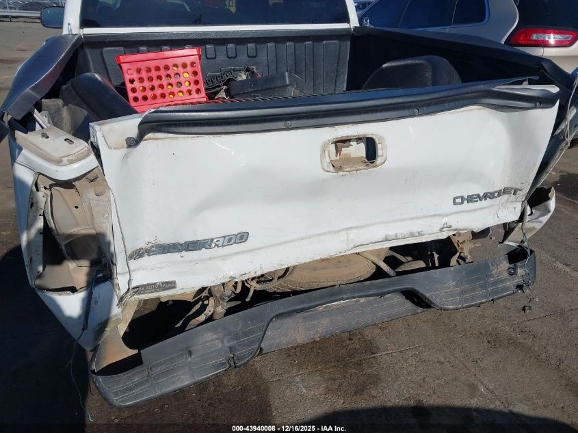 2004 Chevrolet Silverado 1500 Ls VIN: 2GCEC13T641378116 Lot: 43940008