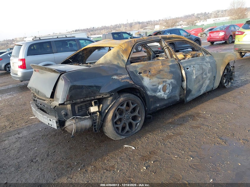 Vin: 2c3ccagg8gh161896, lot: 44435642, chrysler 300 300s 20164