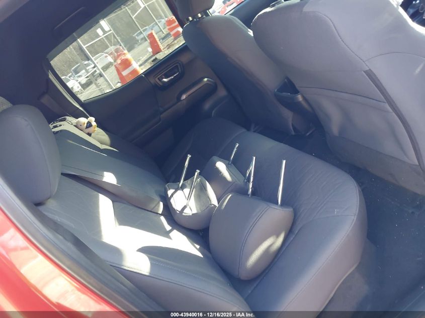 2018 Toyota Tacoma Sr5 V6/Trd Off Road/Trd Sport VIN: 3TMDZ5BN6JH848114 Lot: 43940016