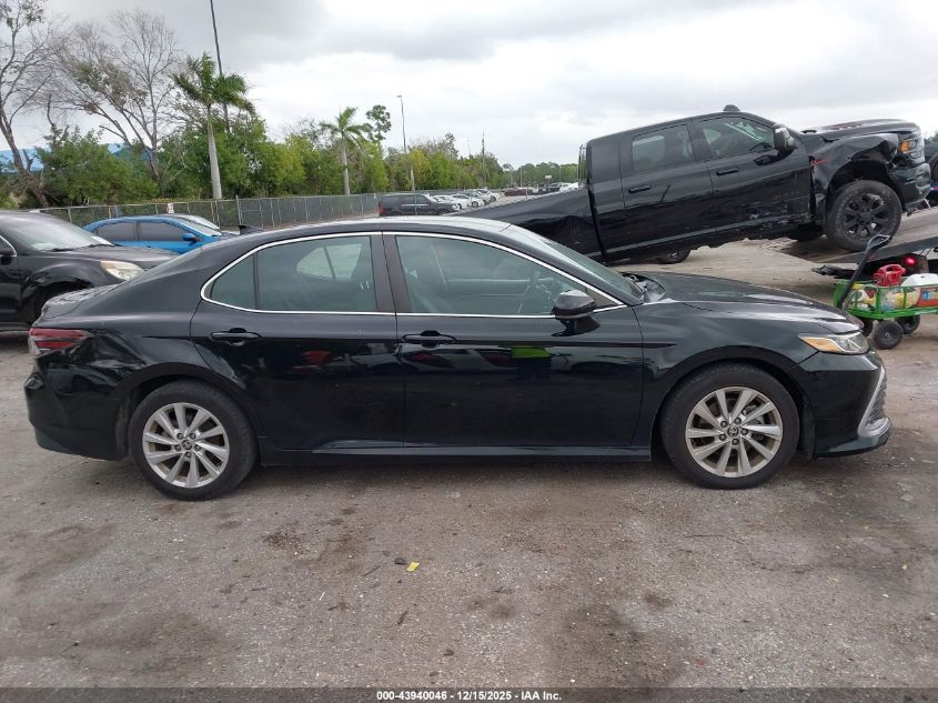 2021 Toyota Camry Le VIN: 4T1C11AK6MU484010 Lot: 43940046