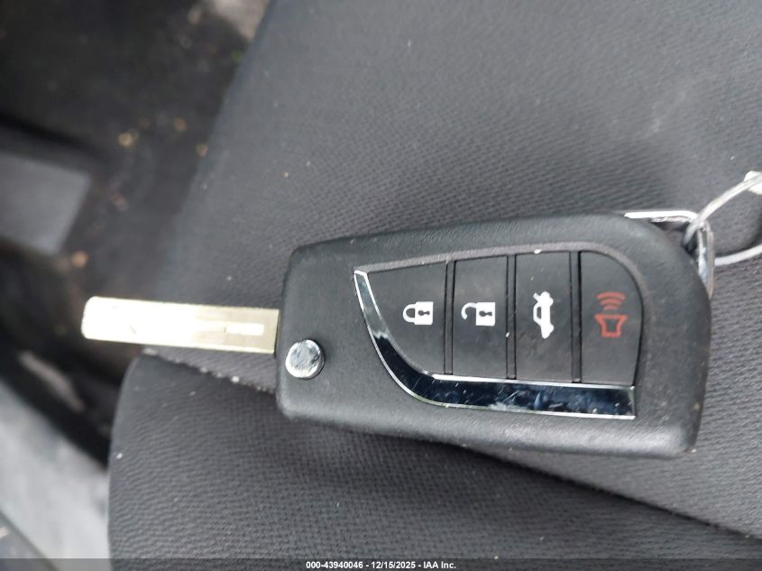 2021 Toyota Camry Le VIN: 4T1C11AK6MU484010 Lot: 43940046