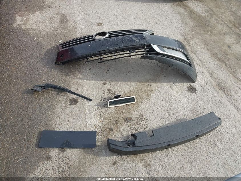 2013 Volkswagen Cc 2.0T Lux VIN: WVWRP7ANXDE519975 Lot: 43940070