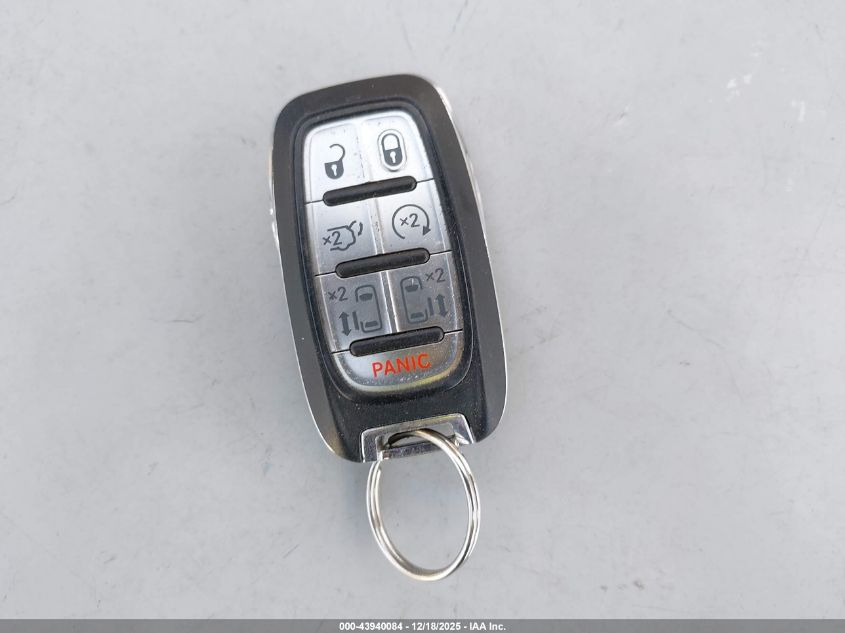 2017 Chrysler Pacifica Touring-L Plus VIN: 2C4RC1EG8HR811606 Lot: 43940084