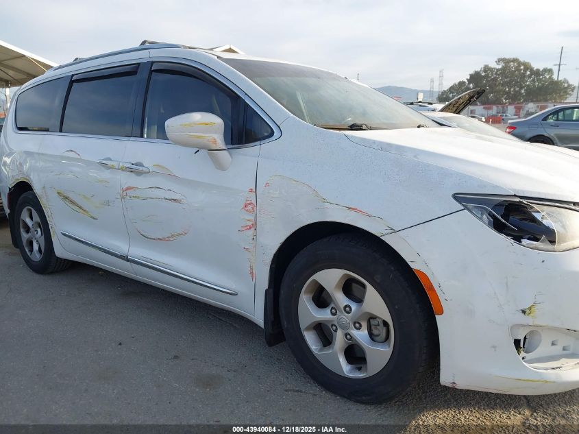 2017 Chrysler Pacifica Touring-L Plus VIN: 2C4RC1EG8HR811606 Lot: 43940084